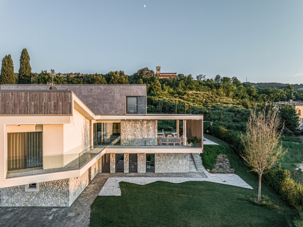 Copertura alluminio Prefa Villa Leonida, Scandiano