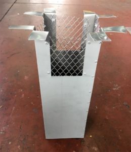 Lavorazione di comignolo in lamiera, Fratelli Ceresoli