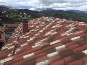 Copertura di abitazione con isocoppo pannelli metallo